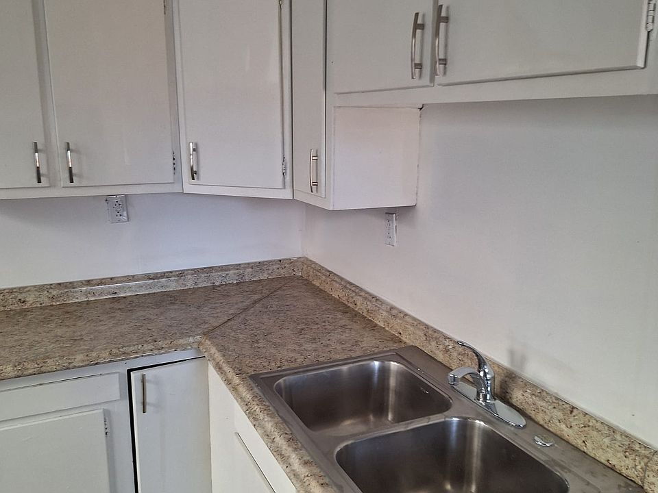 1st image of 1311 N Washington Ave Unit 1
