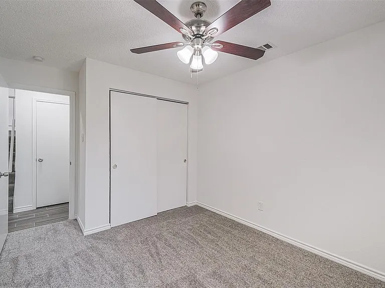 6235 W Willow Bluff Rd — Photo 5