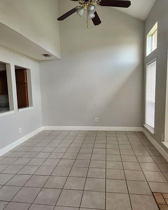 1st image of 3002 Gilmar Dr