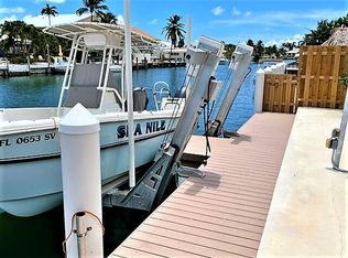 410 11th St, Key Colony Beach, FL 33051