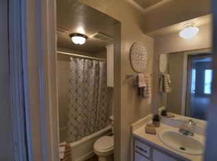 1001 NW 105th St APT 233, Oklahoma City, OK 73114
