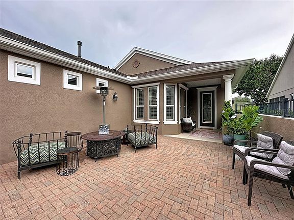 3rd image of 255 Silver Maple Rd