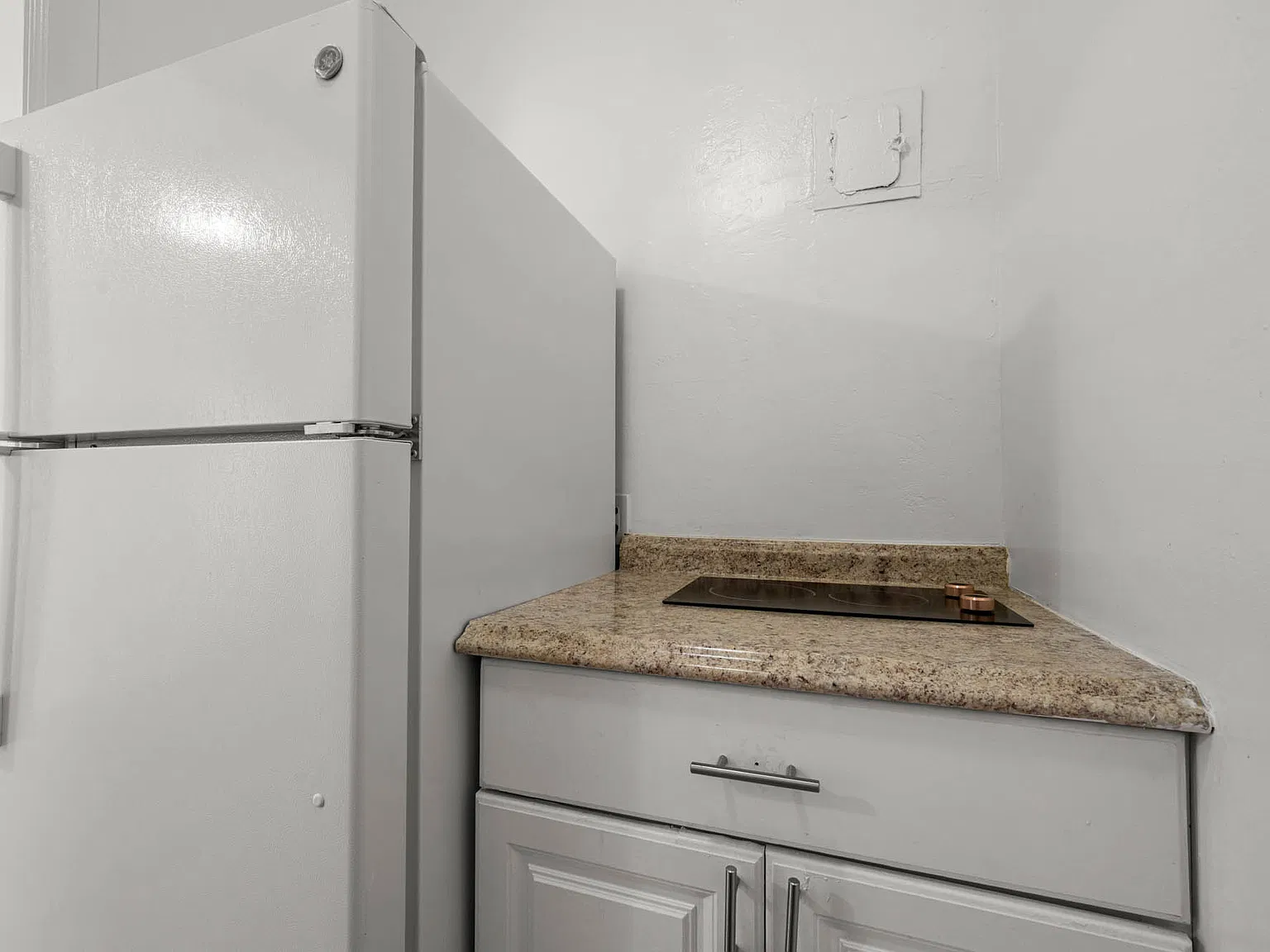 724 S Mariposa — Photo 3