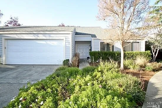 3 Summerhill Ct photo 1