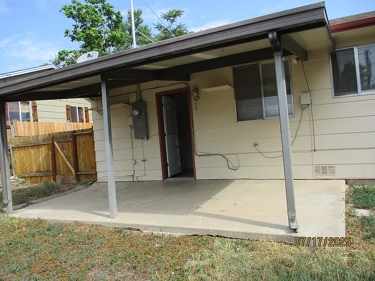610 Oak Ave — Photo 12