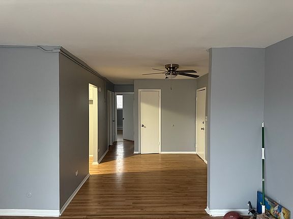 4th image of 1956 Green Lane N APT 3A