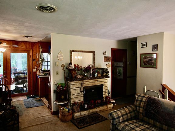 3rd image of 5711 Edgewood St