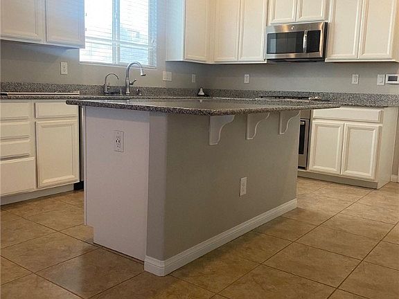 5th image of 6579 Dolian Creek St