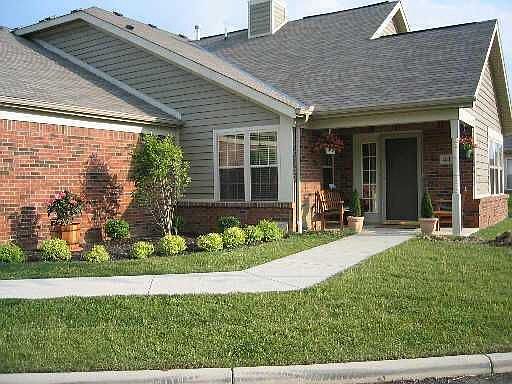 BEAUTIFUL 2-story condo in the Heart of Powell!