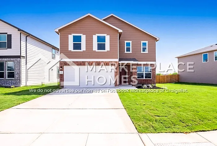6 bed, 3.5 bath, 2968 sqft, $2,000 — Photo 1