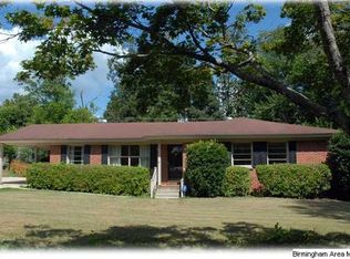 2545 Yorkmont Dr, Vestavia Hills, AL 35226