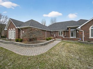 4891 Maceri Cir, Sterling Heights, MI 48314