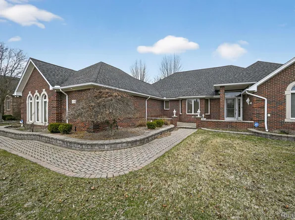 4891 Maceri Cir, Sterling Heights, MI 48314