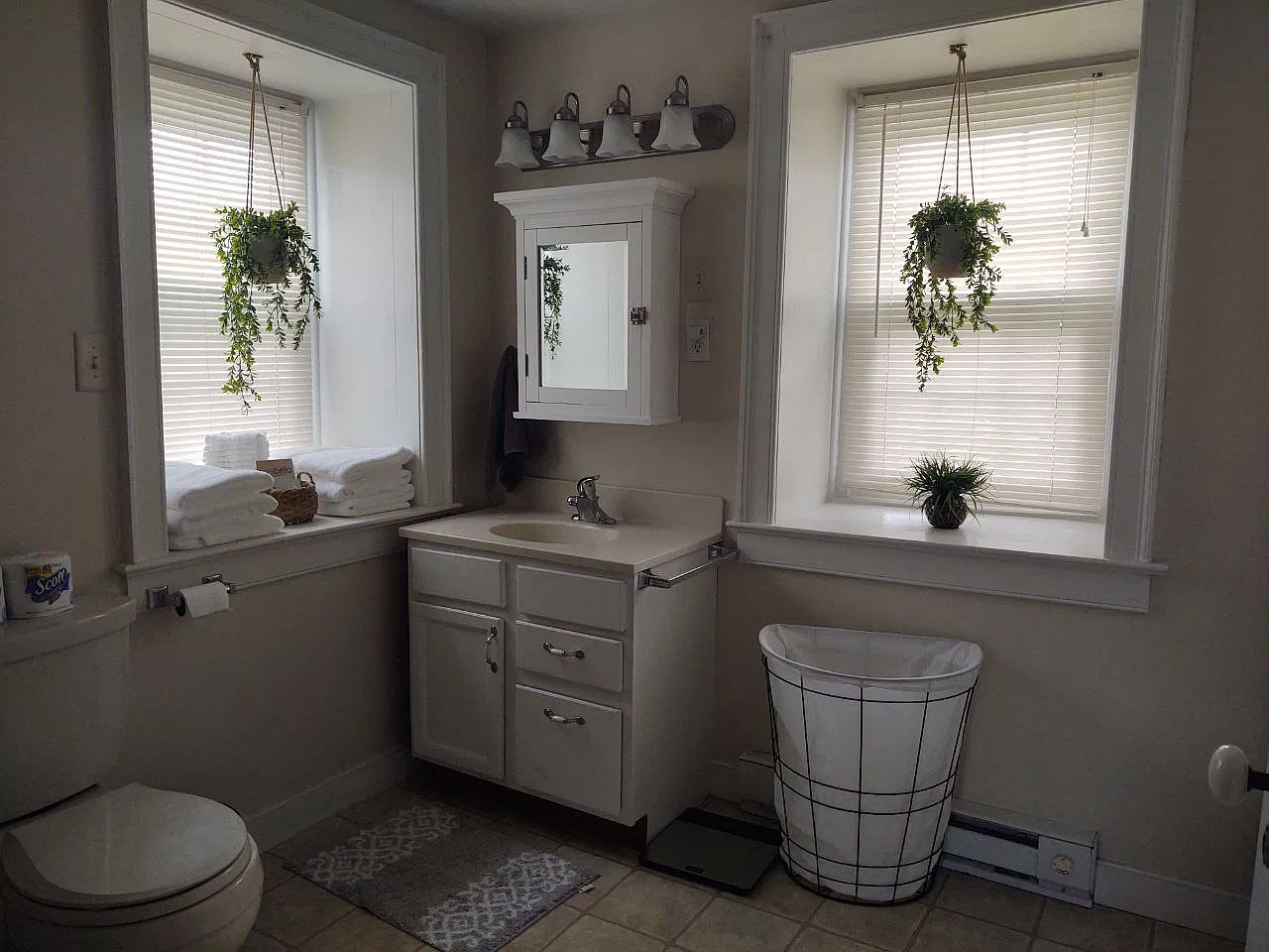 2 bed, $2,700 — Photo 4