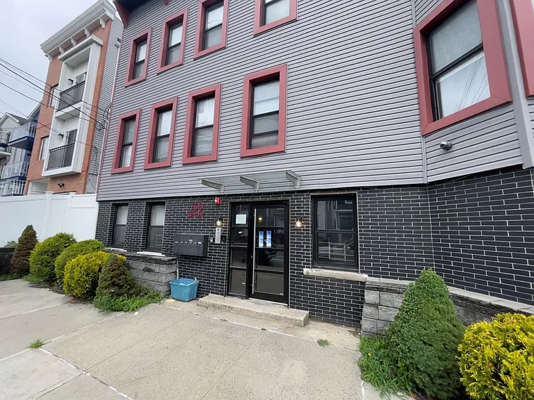 738 Garfield Ave #2A — Photo 7