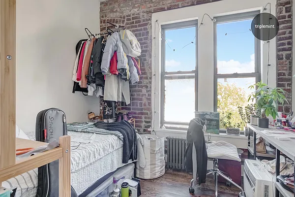 Rented by Triplemint | media 49