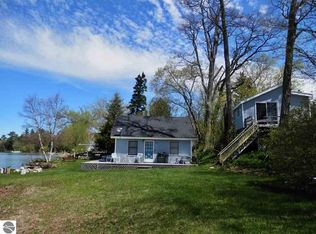 8440-8444 Lake St, Bear Lake, MI 49614