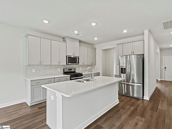 7th image of this home