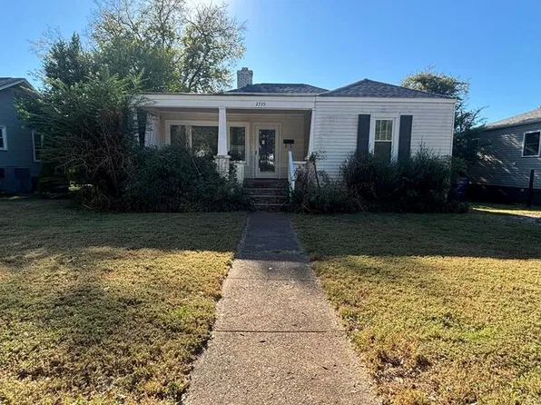 2735 Thornton Cir SW, Huntsville, AL 35801