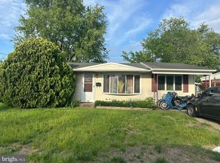 26 Cambridge Cir, Maple Shade, NJ 08052