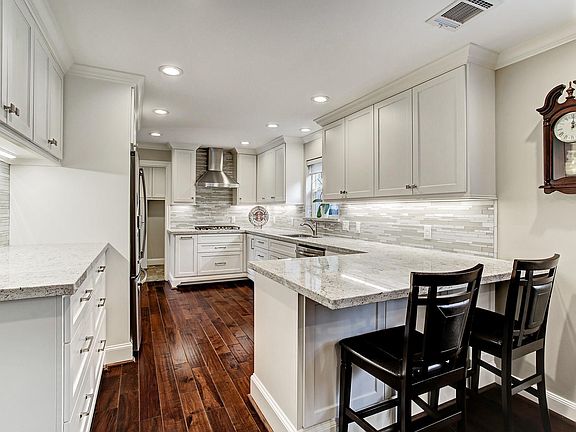 5th image of 14318 Kellywood Ln