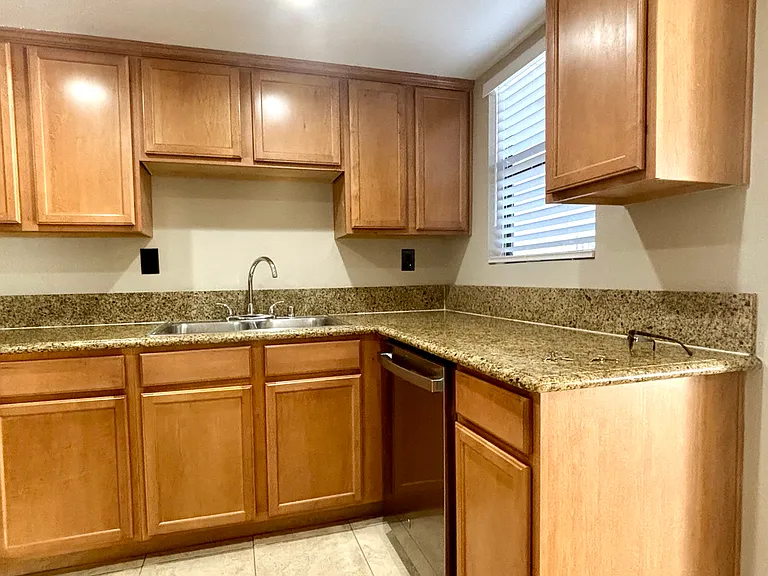 1339 Massachusetts Ave #101 — Photo 8