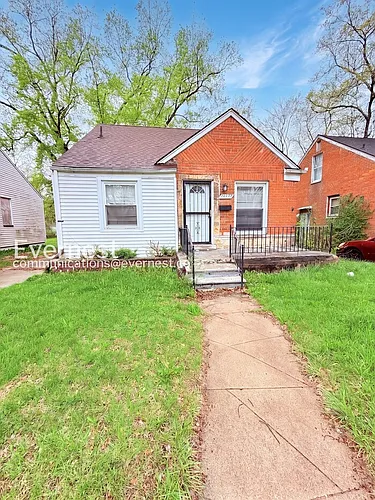 18659 Shaftsbury Ave Photo 1