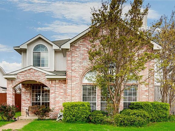 3rd image of 1403 Springwood Dr