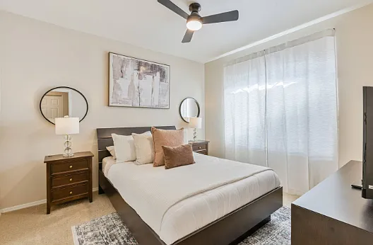 3 bed, 1375 sqft, $3,500 — Photo 3