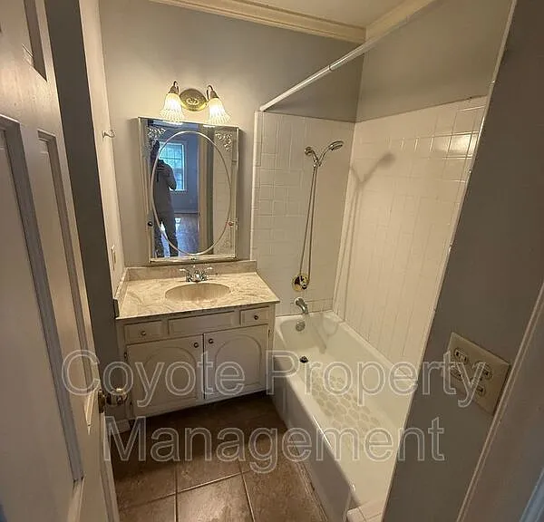 1524 S Jamestown Ave — Photo 11