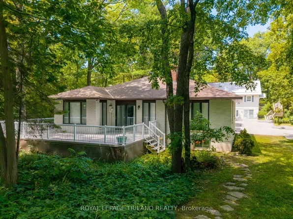 33 Forest Ave, South Huron, ON N0M 1T0
