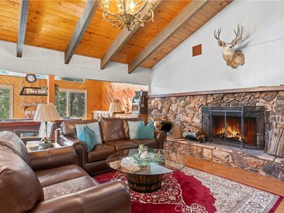 26253 Sky Ridge Dr, Twin Peaks, CA, 92391