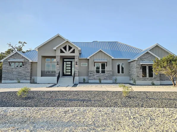 612 Cross Oak, New Braunfels, TX 78132