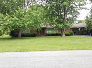 2706 Cayce Meade Dr, Hopkinsville, KY 42240