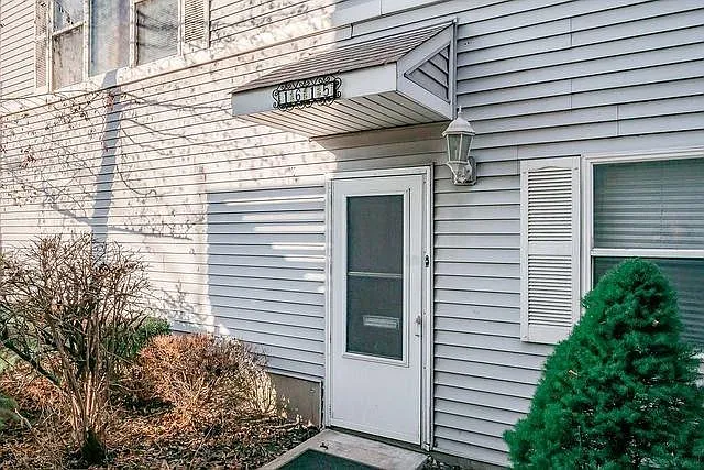 1615 S Newberry Ave — Photo 1