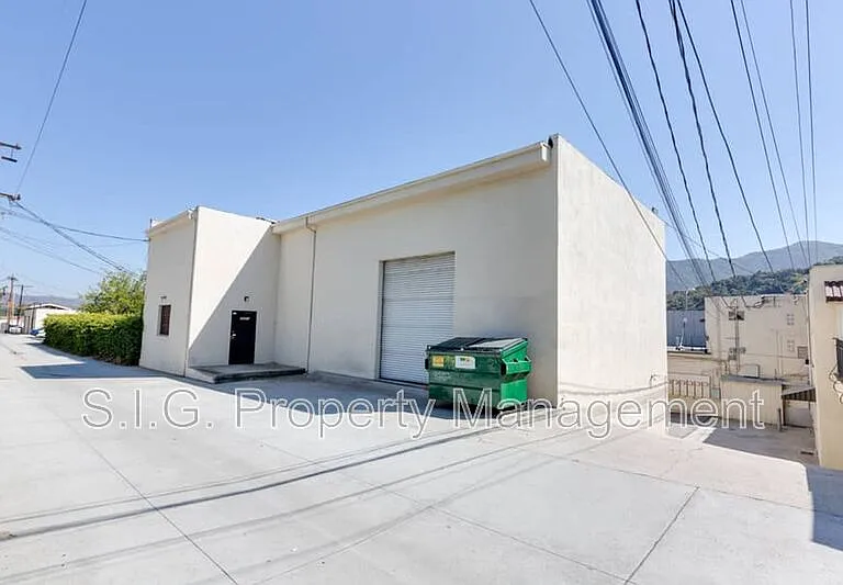 2951 Honolulu Ave #A — Photo 7