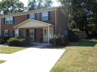 605 Isley Pl APT D, Burlington, NC 27215