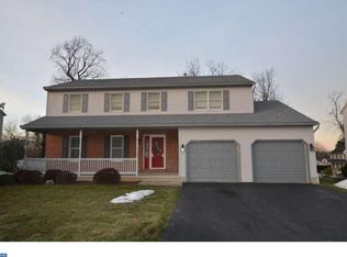 2703 Huyett Dr, Sinking Spring, PA 19608