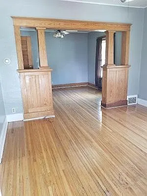 5 bed, 1415 sqft, $2,250 — Photo 2
