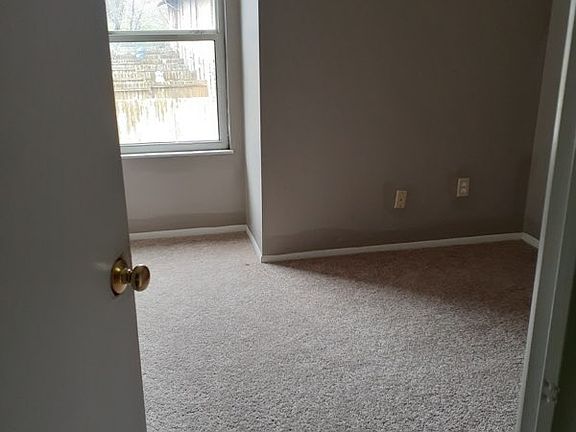 5th image of 2303 Forest Creek Circle Dr