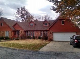 1526 W Maple St, Columbus, KS 66725