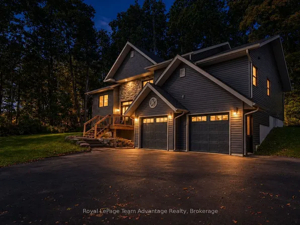 120 William St, Parry Sound, ON P2A 1V8