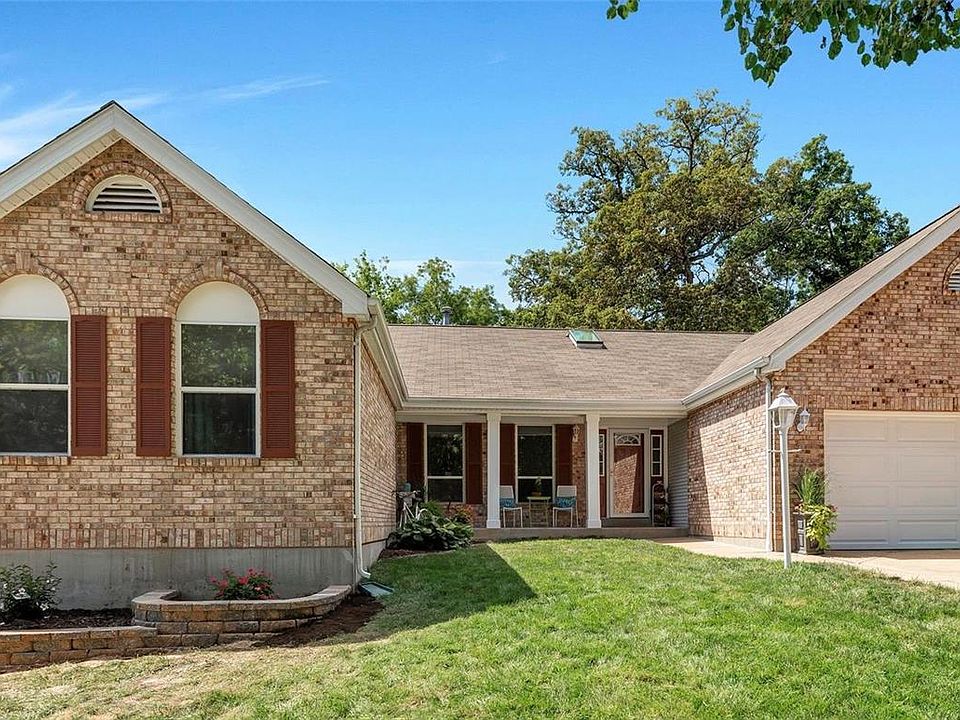 3921 Brookstone South Dr Saint Louis MO 63129 Zillow