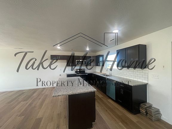 5th image of 1743 N Boxwood Dr
