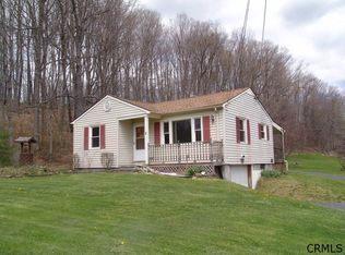 2 Seabury Rd, Berne, NY 12023