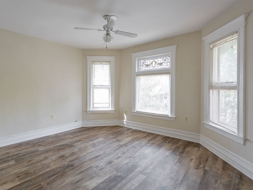1811Leverette-102