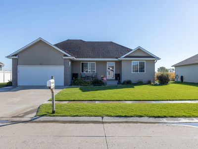 3722 Lemesa Way, South Sioux City, NE, 68776