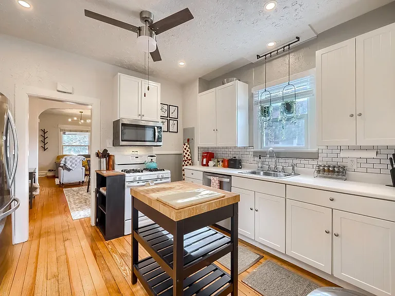 3039 S Bannock St — Photo 16