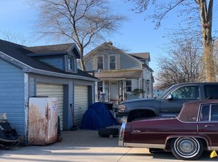 301 Butterfield Ln, Clay, MI 48001