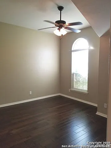 533 Thoreau Trl — Photo 24